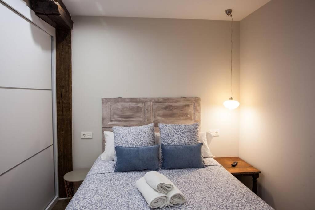 Bonito Apartamento, Nuevo Y En El Casco Viejo!!! Bilbau Exterior foto